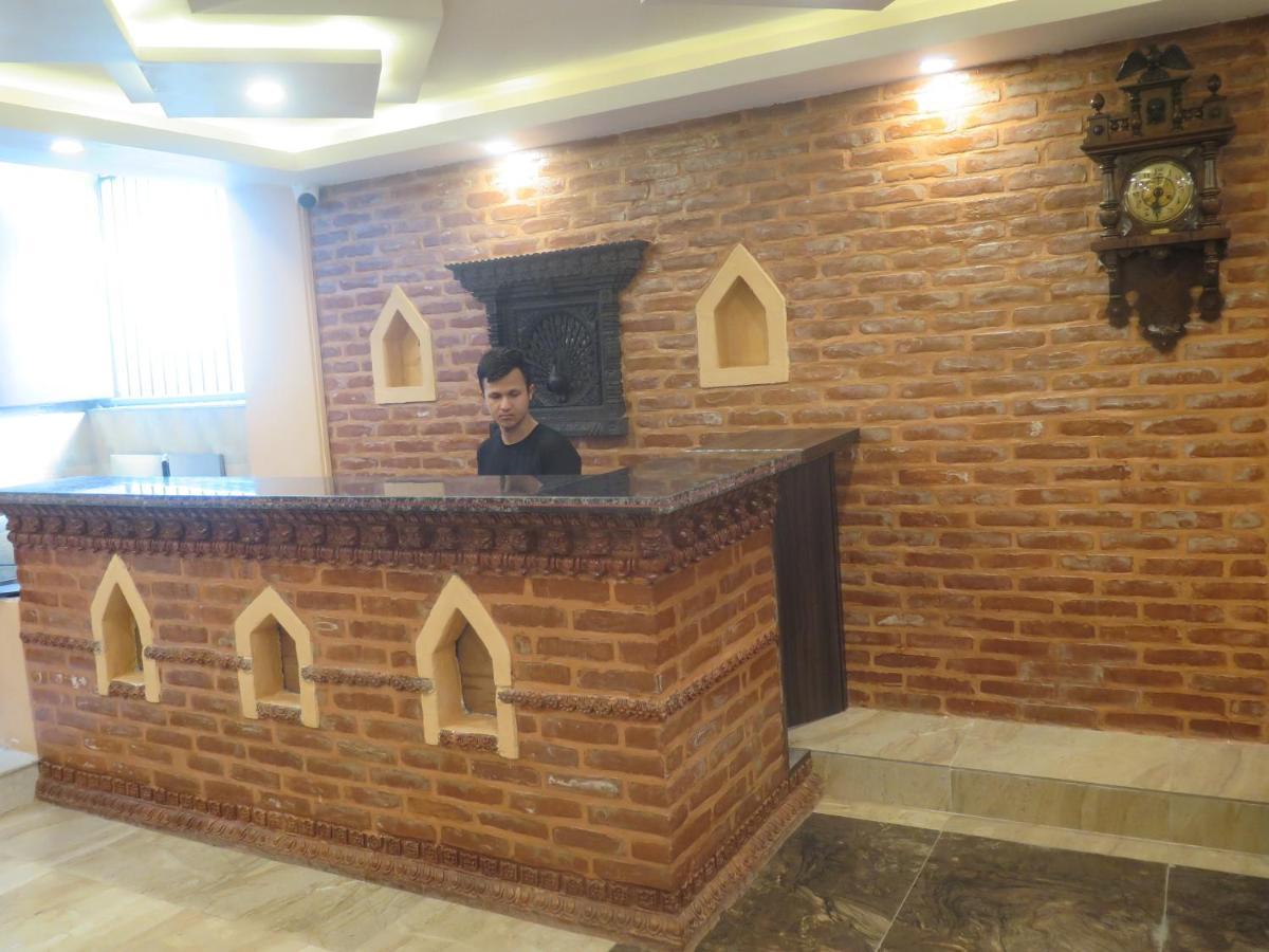 Hotel Pipal Tree Катманду Екстериор снимка